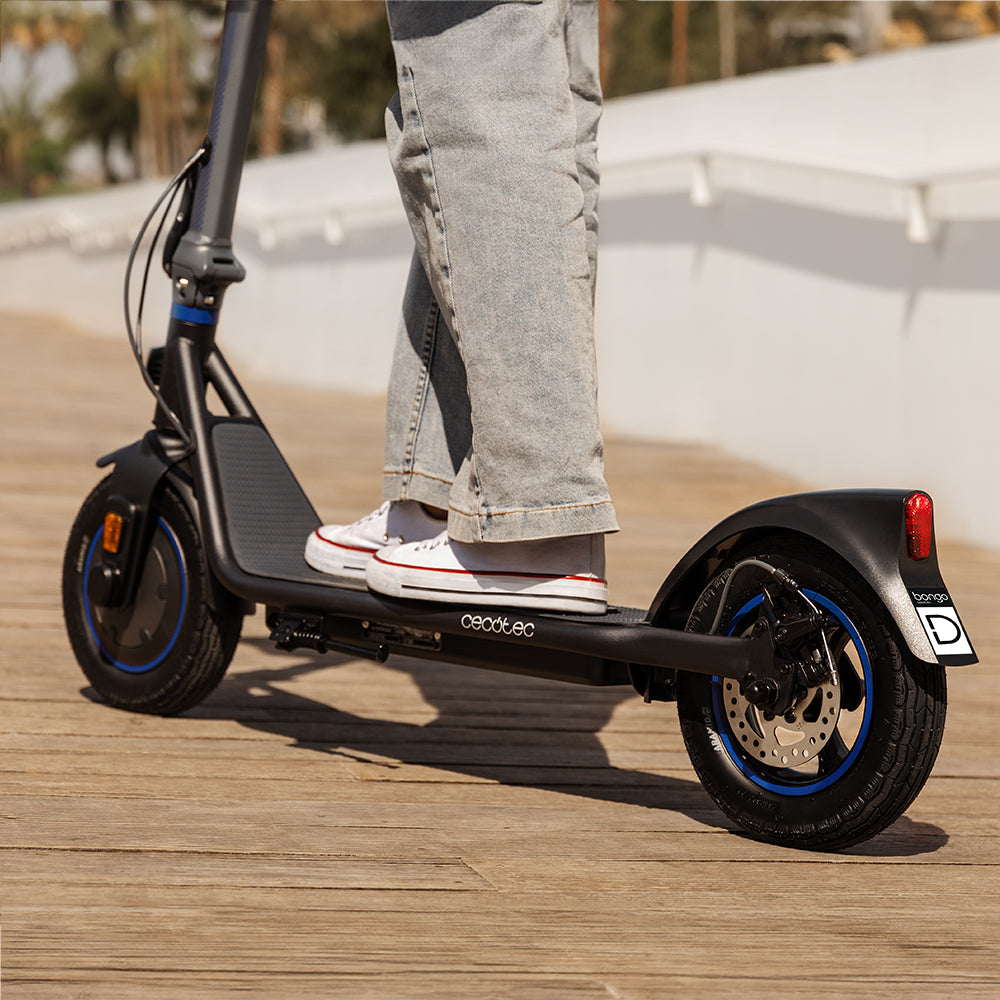 Cecotec Bongo D20 XL Patinete Eléctrico Conectado 300 W Pico 630 W Batería 180 Wh 36 V 20 Km