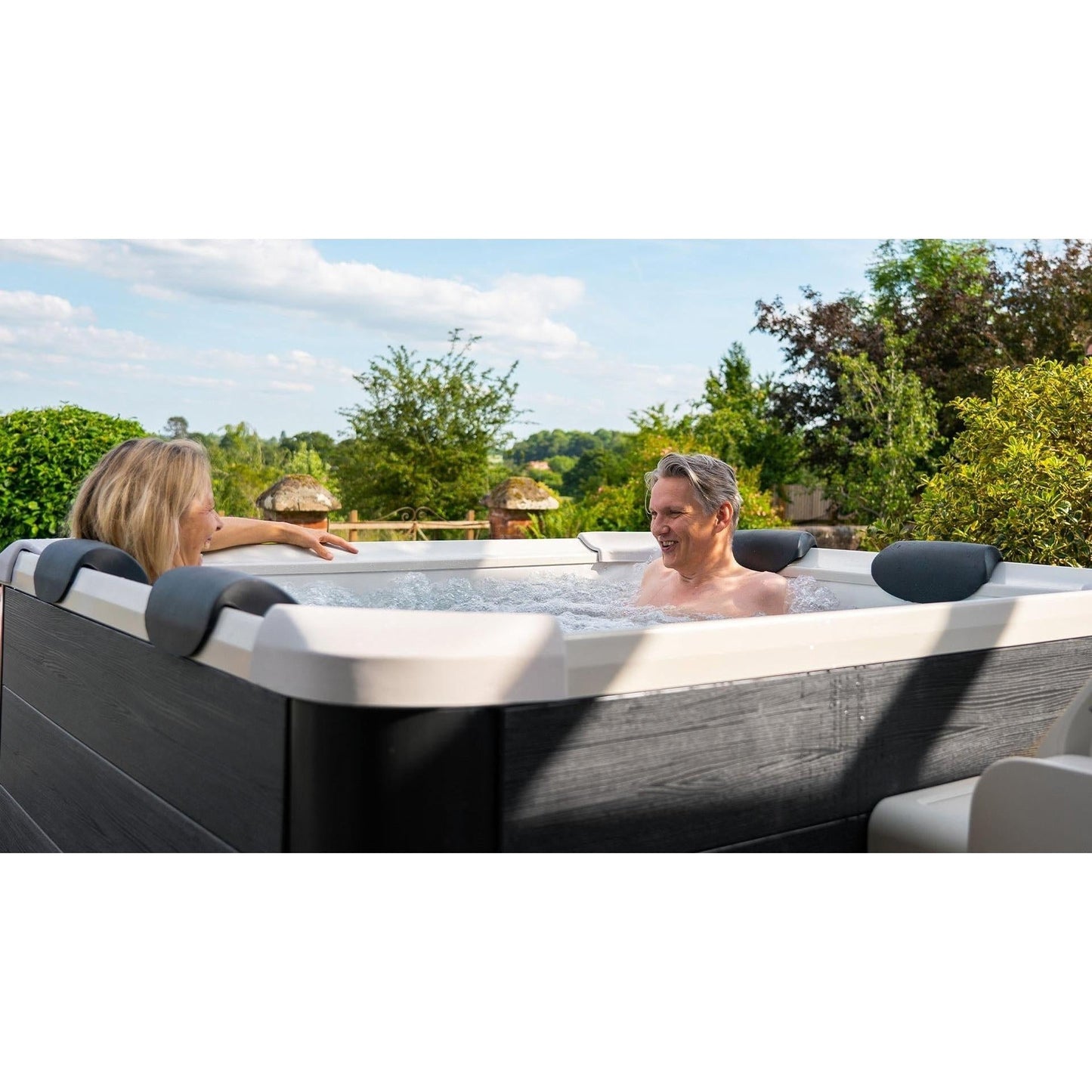Mspa - Spa rígido cuadrado Oslo Plus 4-6 personas