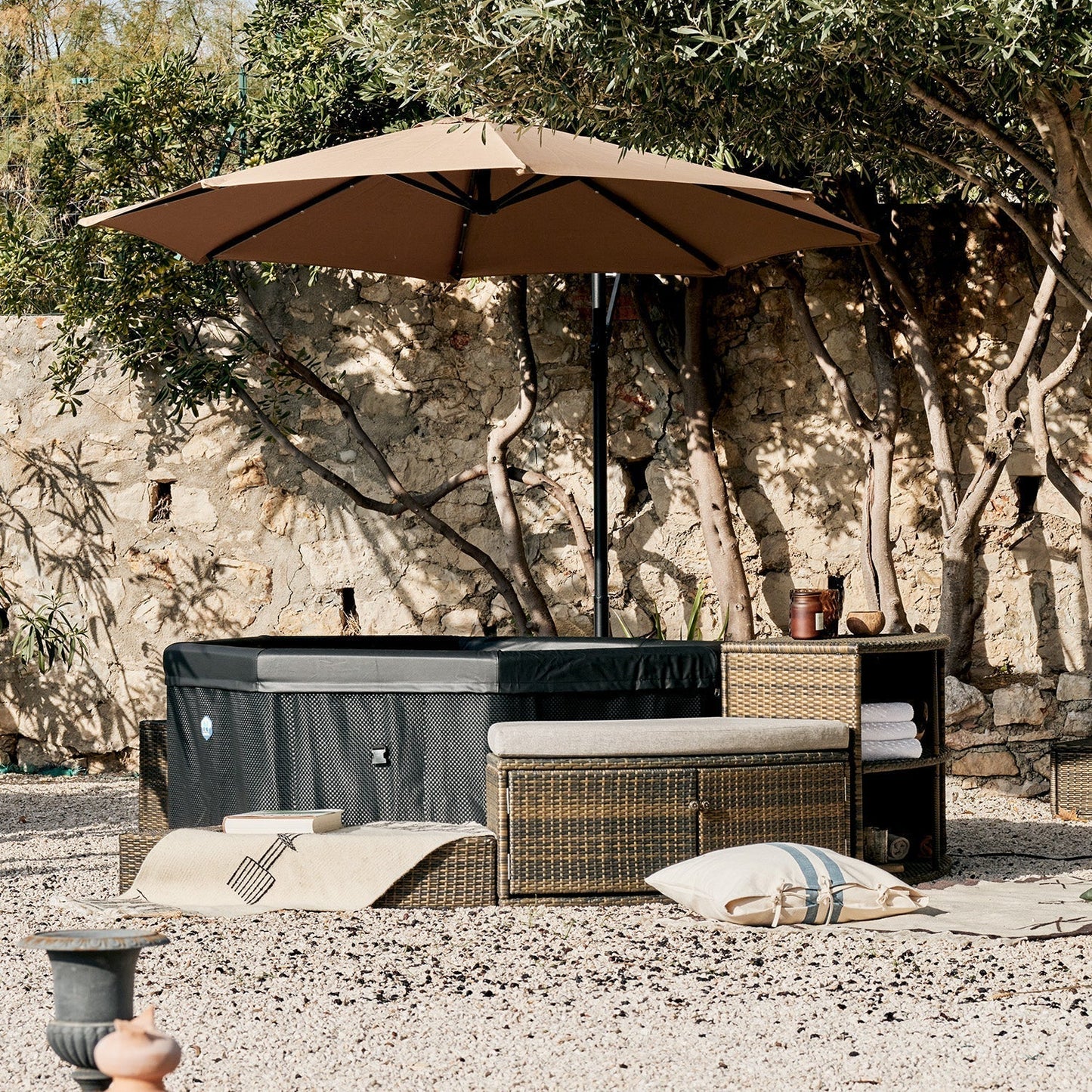 NetSpa - Spa hinchable Octopus + Mobiliario